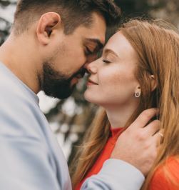 Gluten in a Kiss? Risk is Low for Celiac Patients