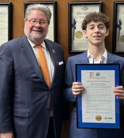 NY Makes It Law: Delis Must Label Allergens